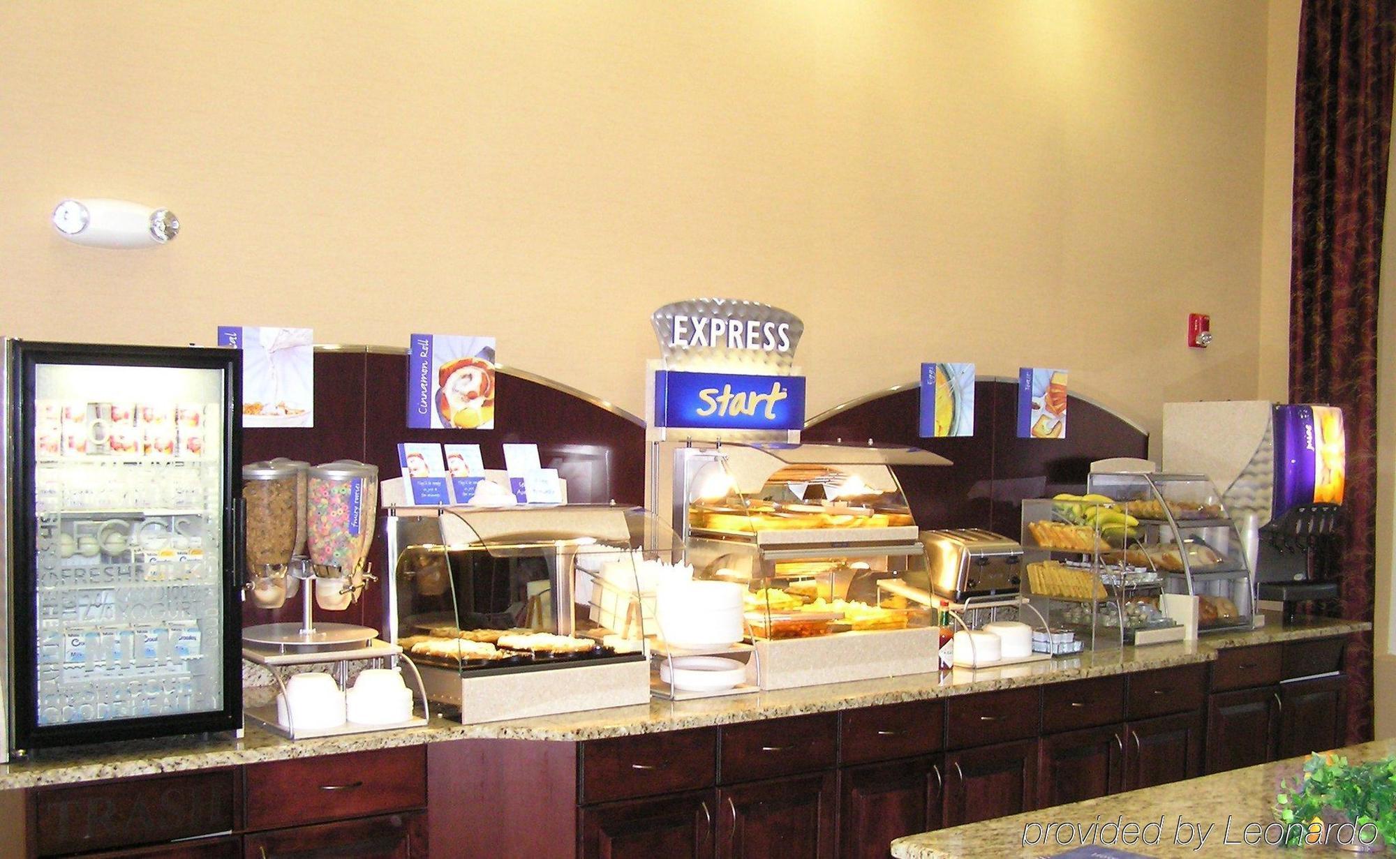 Holiday Inn Express Woodstock-Shenandoah Valley By Ihg Exterior foto